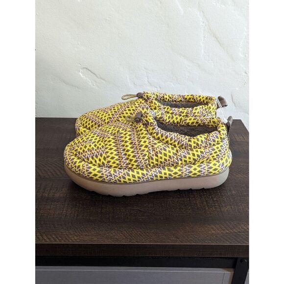 NWOB UGG Women's Maxi Heritage Braid Burnt Olive Platform Clog Shoes - Size 9 - Picture 2 of 8